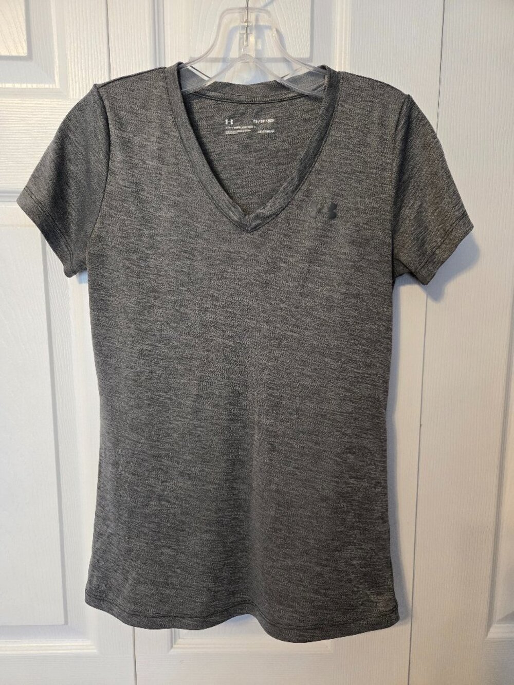 Under Armour HeatGear Tee, Size XS.